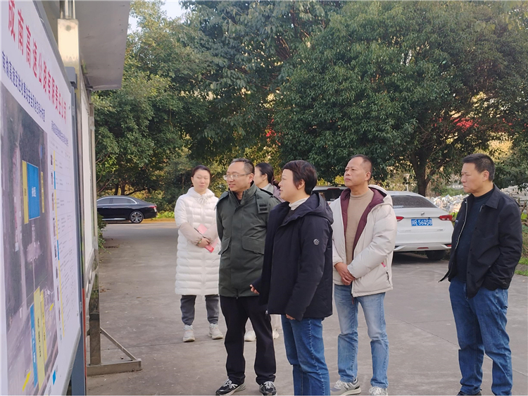 成南公司黨委委員、紀(jì)委書(shū)記阿依熱布到南充管理處調(diào)研指導(dǎo)巾幗文明崗創(chuàng)建和勤廉文化建設(shè)工作.JPG